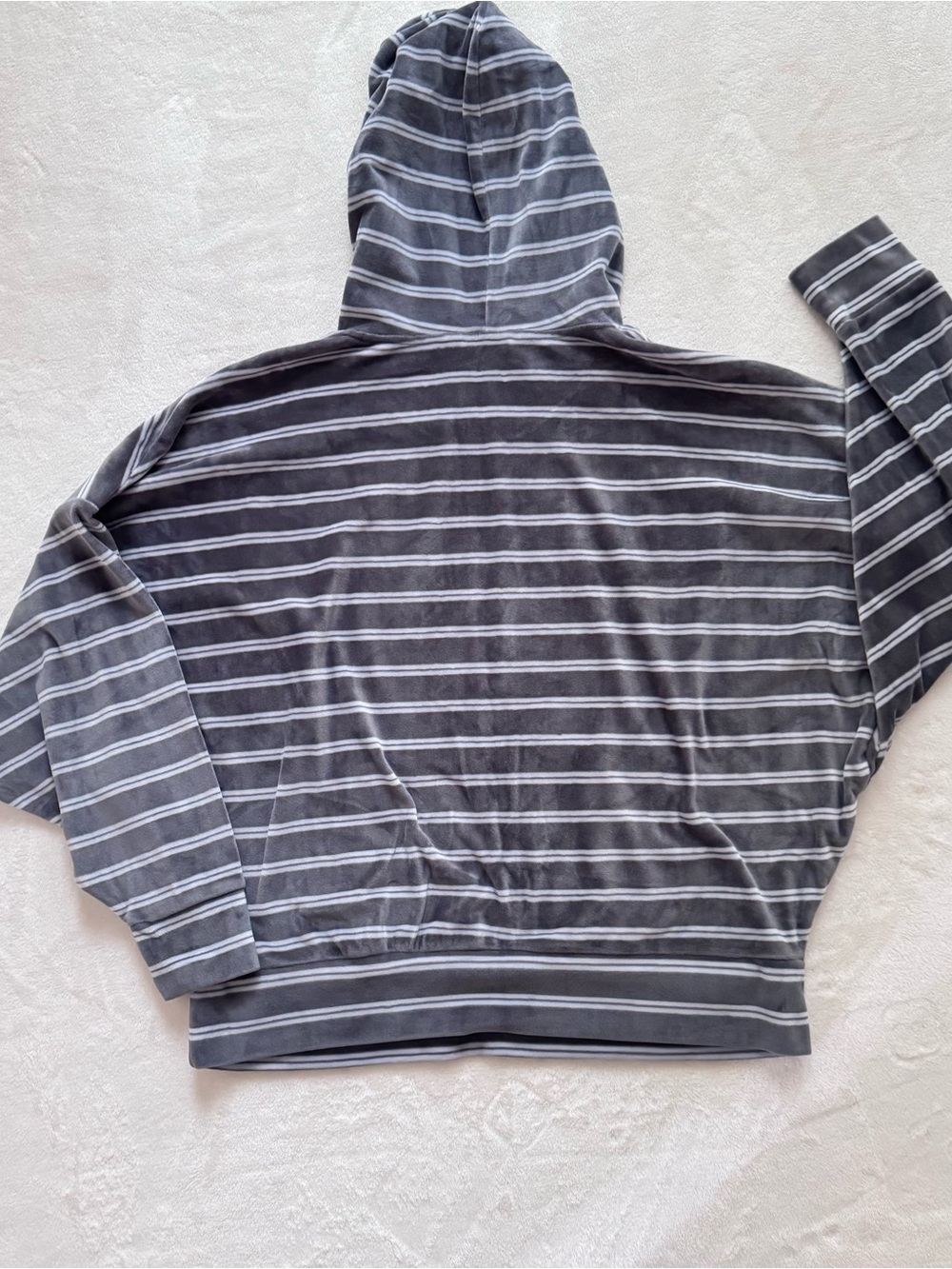 Sweater Subcategory Identification - Picture 6 of 7
